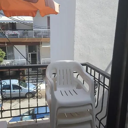 Hotel apartamentowy Villa Anna Flogita Flogita